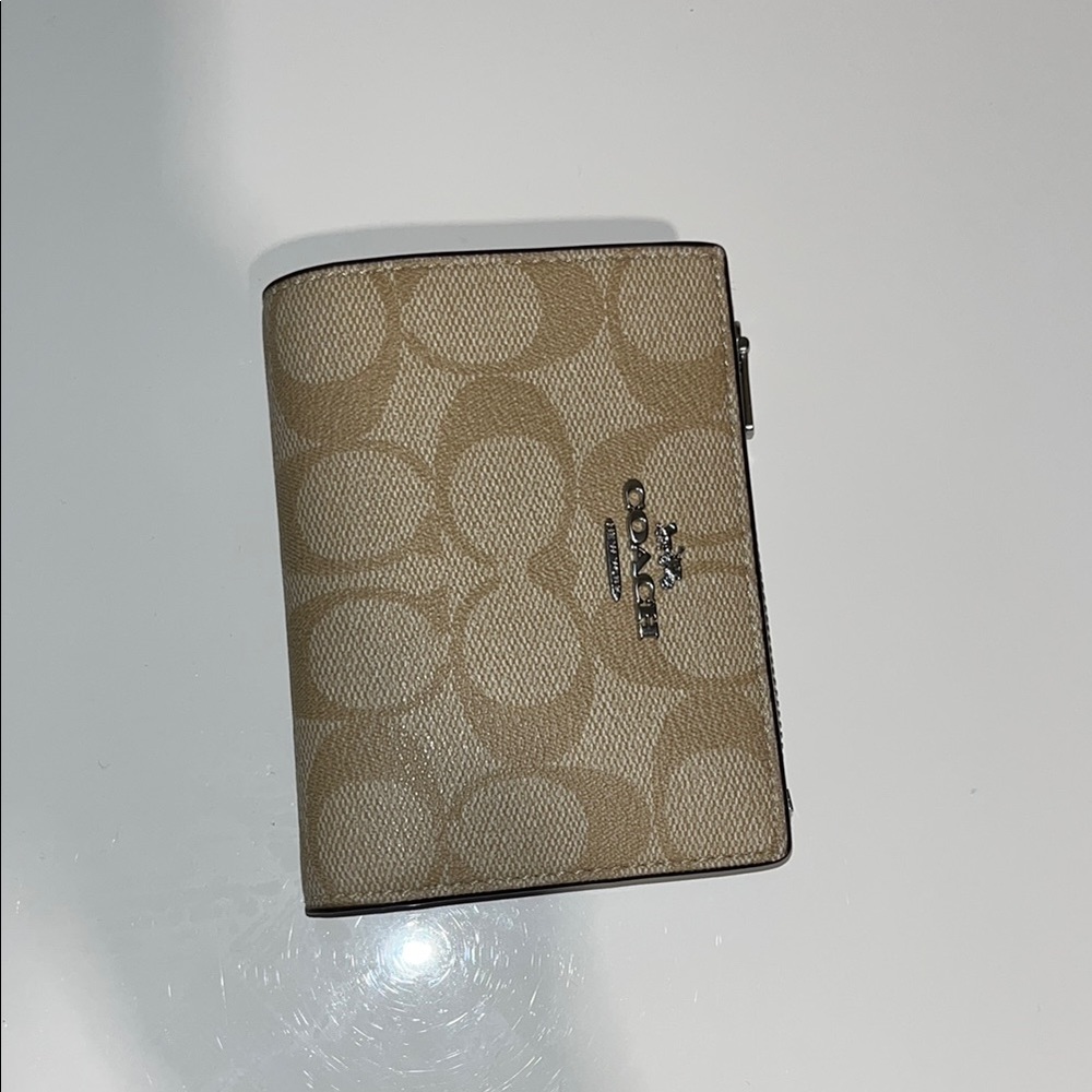 Coach Beige Signature Wallet NWOT